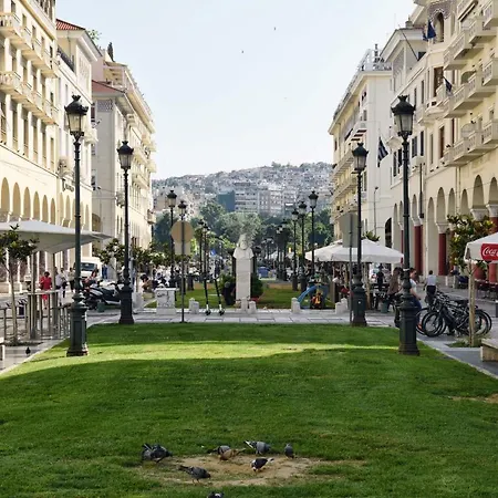 Διαμέρισμα Delmare Aristotelous 7 *