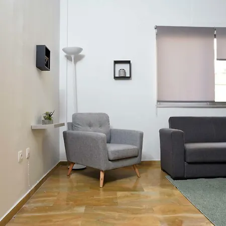 Delmare Aristotelous 7