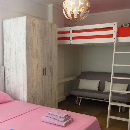 Delmare Aristotelous 7