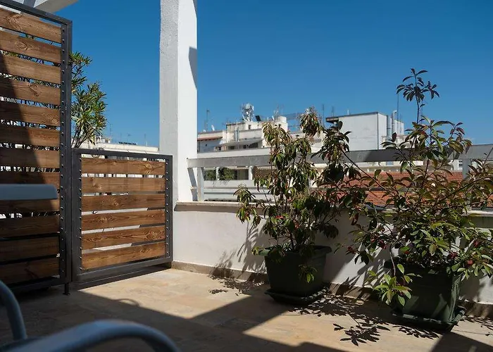 Delmare Aristotelous 7 *